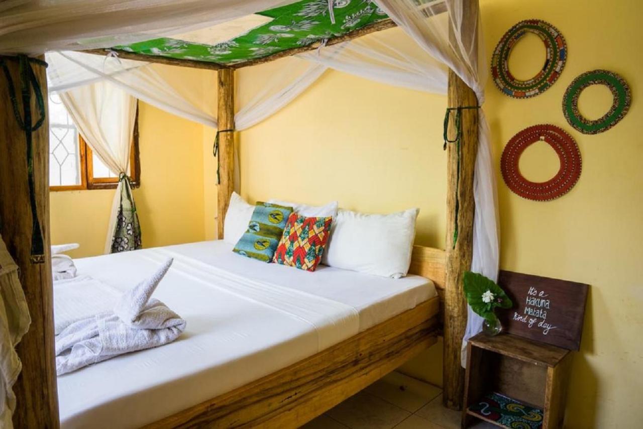 The Secret Garden Hotel Moshi Esterno foto