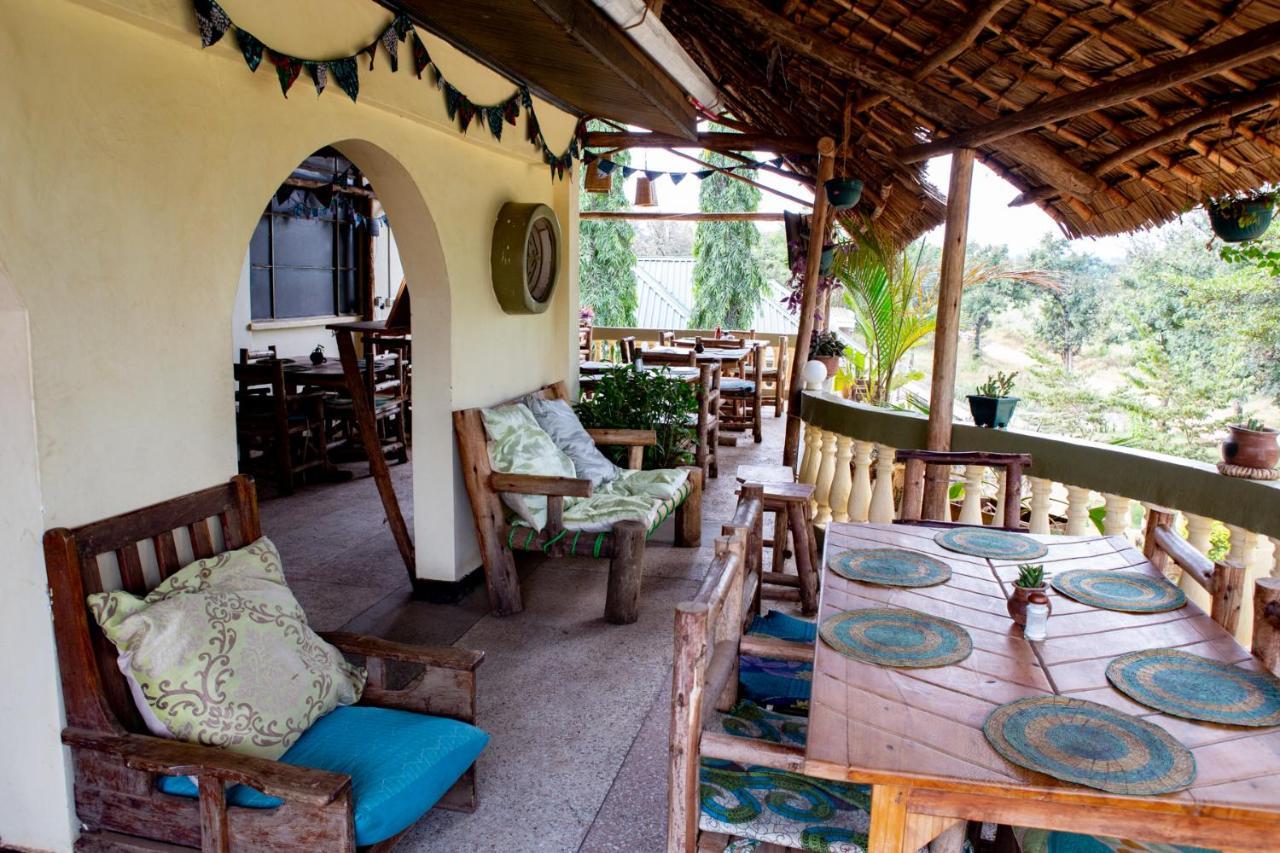 The Secret Garden Hotel Moshi Esterno foto