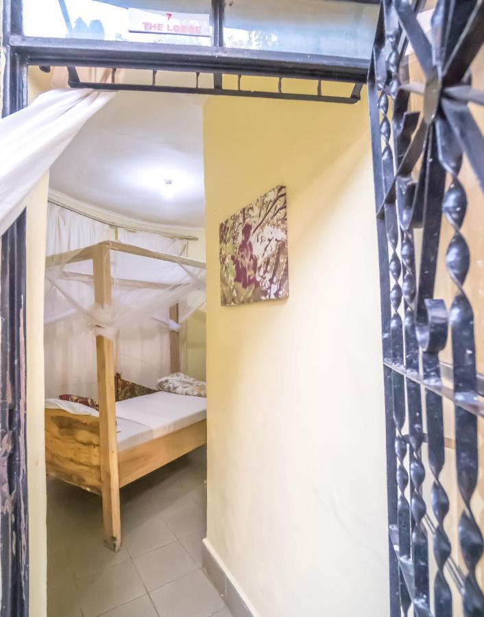 The Secret Garden Hotel Moshi Esterno foto