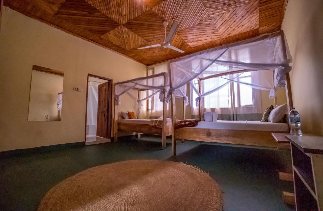 The Secret Garden Hotel Moshi Esterno foto